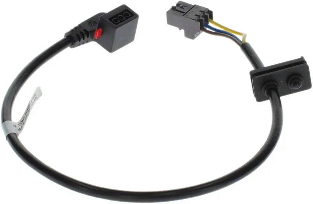 Schwarzes Kabel mit Stecker und Anschluss, ausgestattet mit einem roten Schalter. Das Produkt ist von Bosch und dient zur Verbindung elektrischer Komponenten.